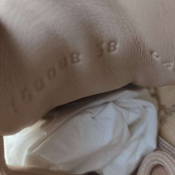 NIB Gucci Tela GG Crystal Mesh Runner Sneakers IT 38 US 8 - Picture 9 of 10